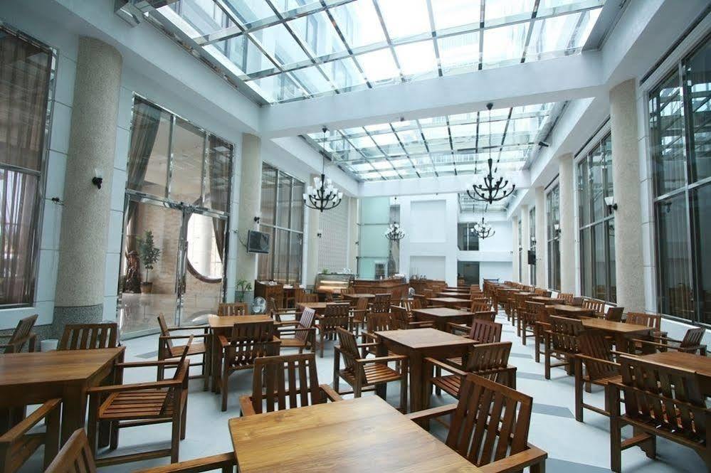 מאקונג Yentai Hotel מראה חיצוני תמונה